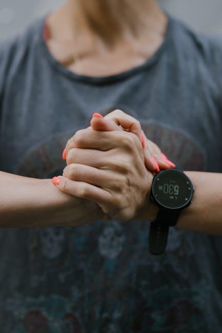 User Experience⁤ and Interface:⁢ Navigating Smartwatch Functionality‍ for Maximum Efficiency