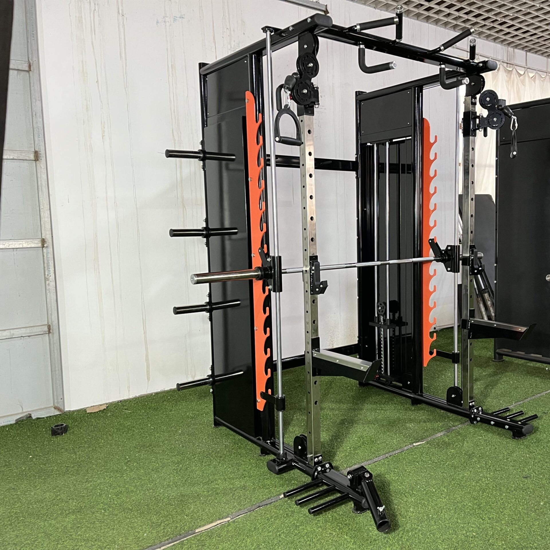 The Pros and Cons of All-in-One Home Gyms: Convenience vs. Versatility