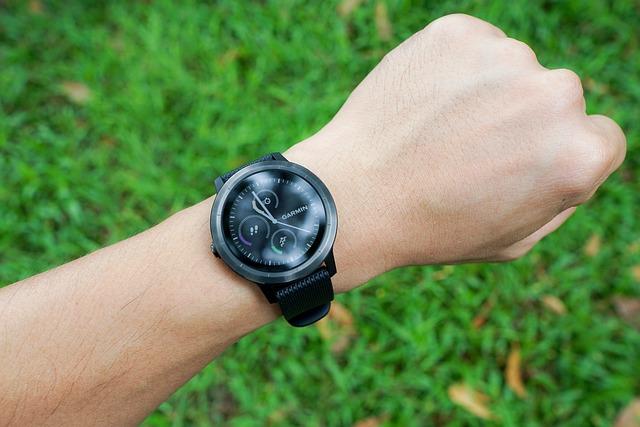 The Environmental Impact of Smart Wearables: Sustainability in Design and Disposal